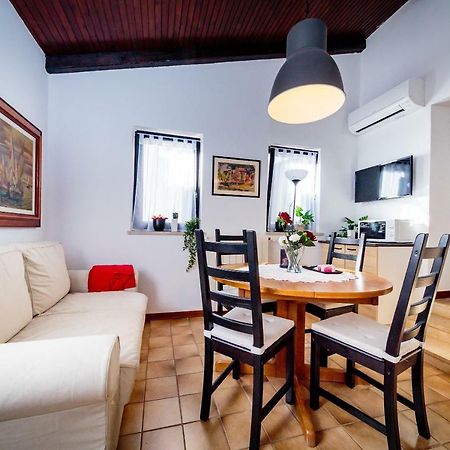 Apartments C52 Rovigno Esterno foto