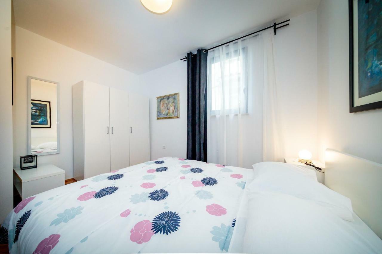 Apartments C52 Rovigno Esterno foto