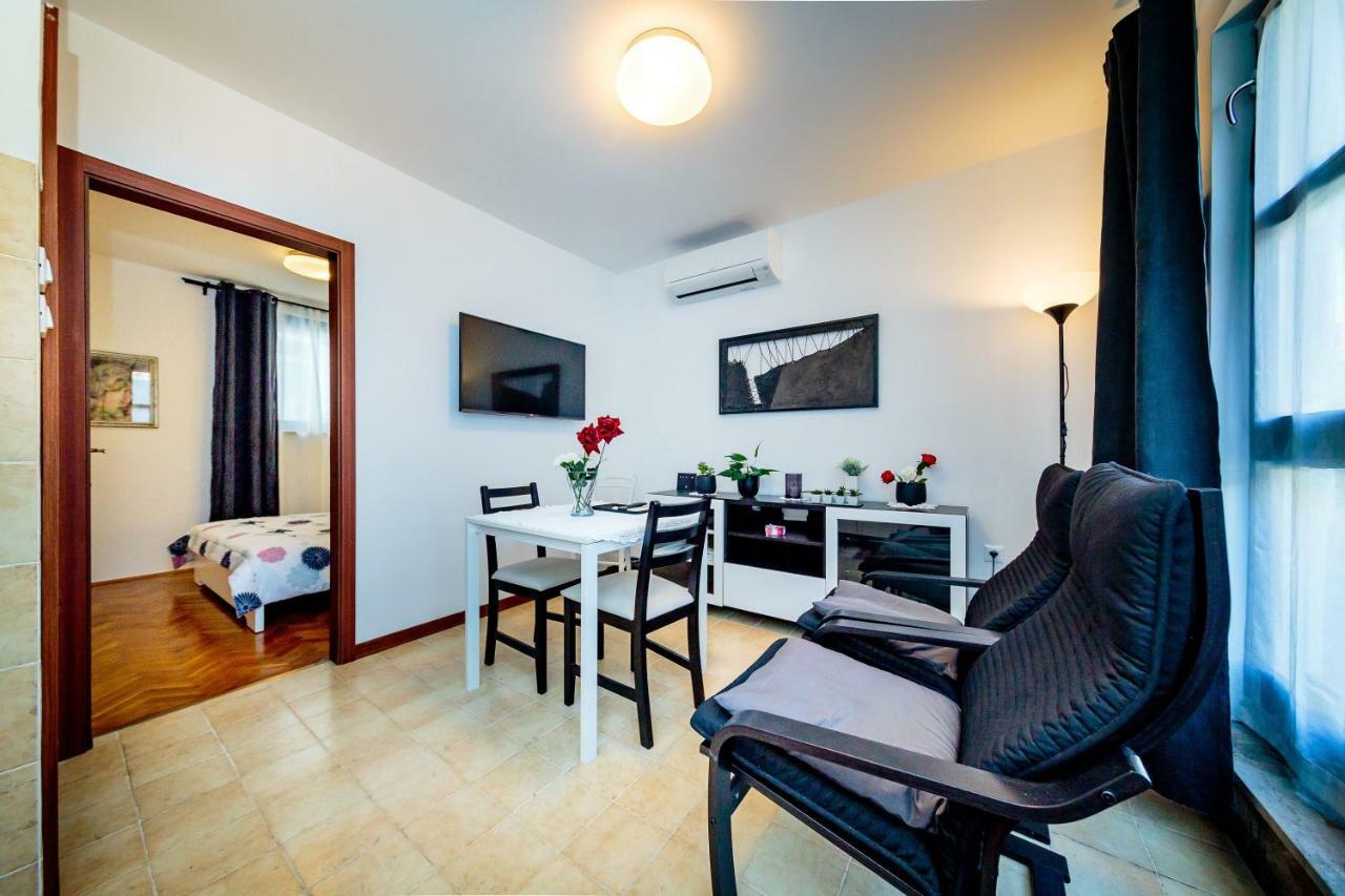 Apartments C52 Rovigno Esterno foto